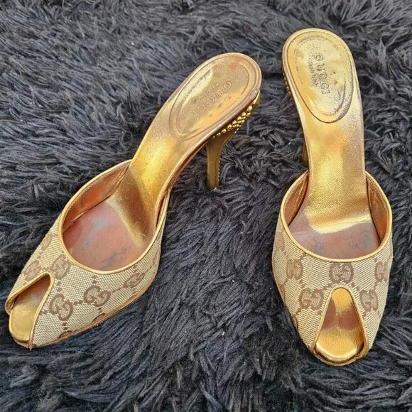 Gucci Women Heel Sandal GG Web Gold Tone Buttom Made Italy Size 34.5 - Picture 1 of 14